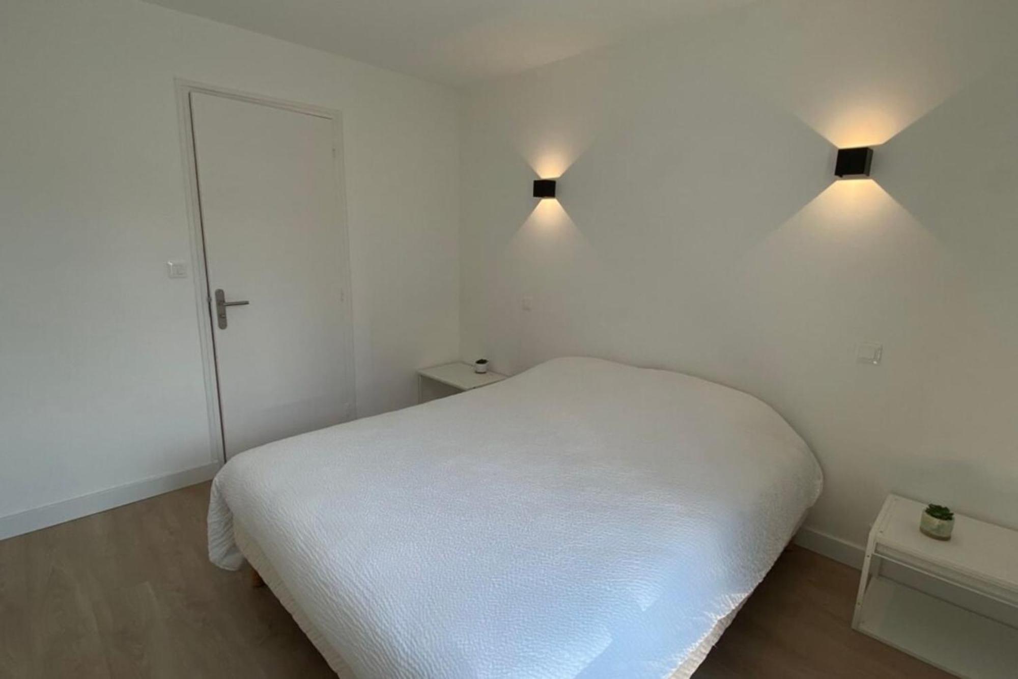 מרלימונט-פלאז' 2-Bedroom Apartment For 4 People Near The Beach מראה חיצוני תמונה